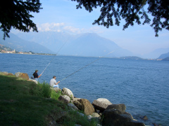 pesca sul lago